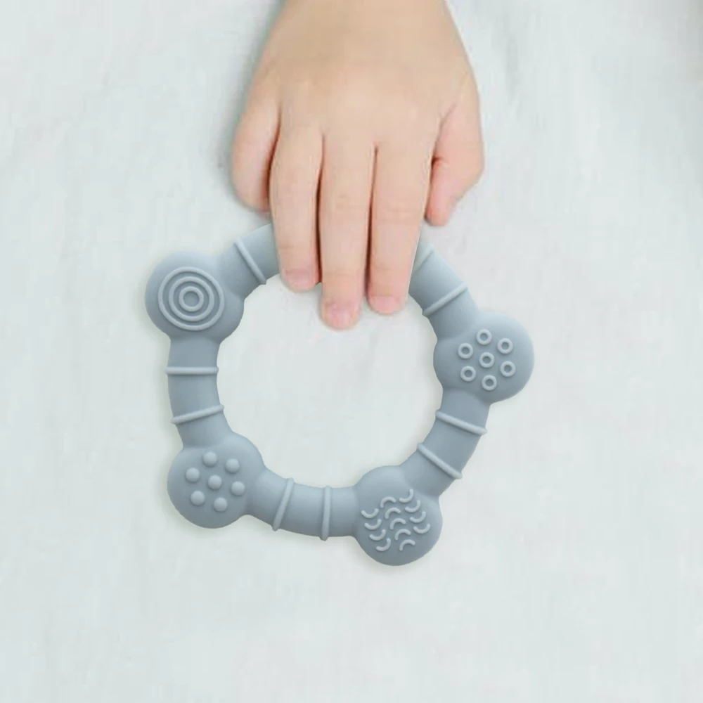 Factory Newborn Baby Chew Silicone Beads Infant Teething Relief Sensory Teether Soft Plastic Fox-Shaped Child Toy Baby Teethers