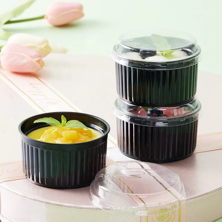 Various Type Of Dessert Cups PS PP Mousse Pudding Tiramisu Cake Yogurt Disposable Rigid Plastic Cups With Spoon