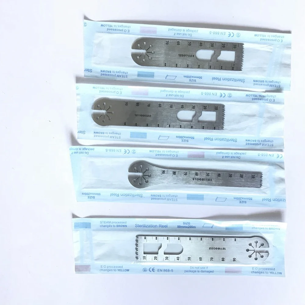 Saw blade for streaker blade for oscillating saw