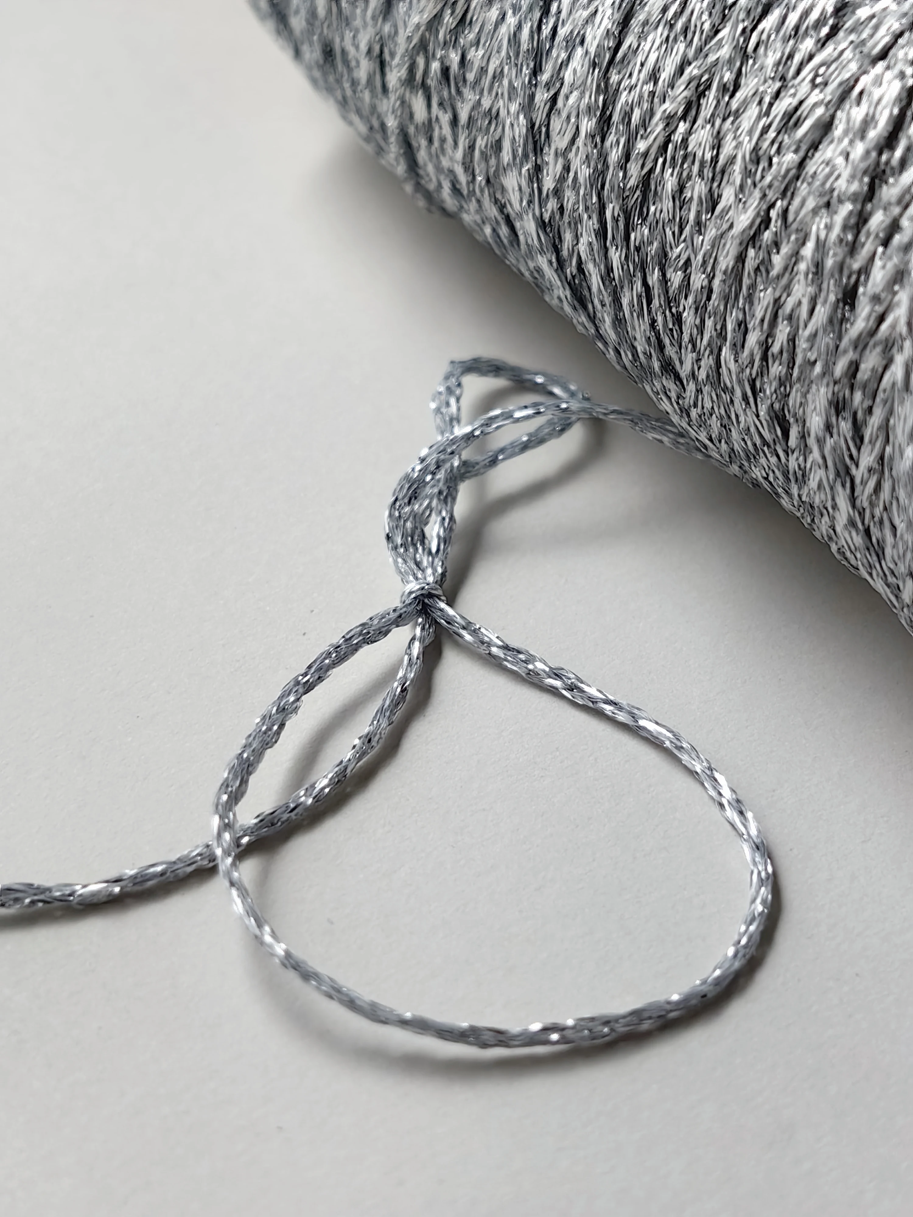 polyester sewing thread 300D Embroidery Thread dyed colors Crochet thread 150d 2Ply Big cone Fdy Twist Customized