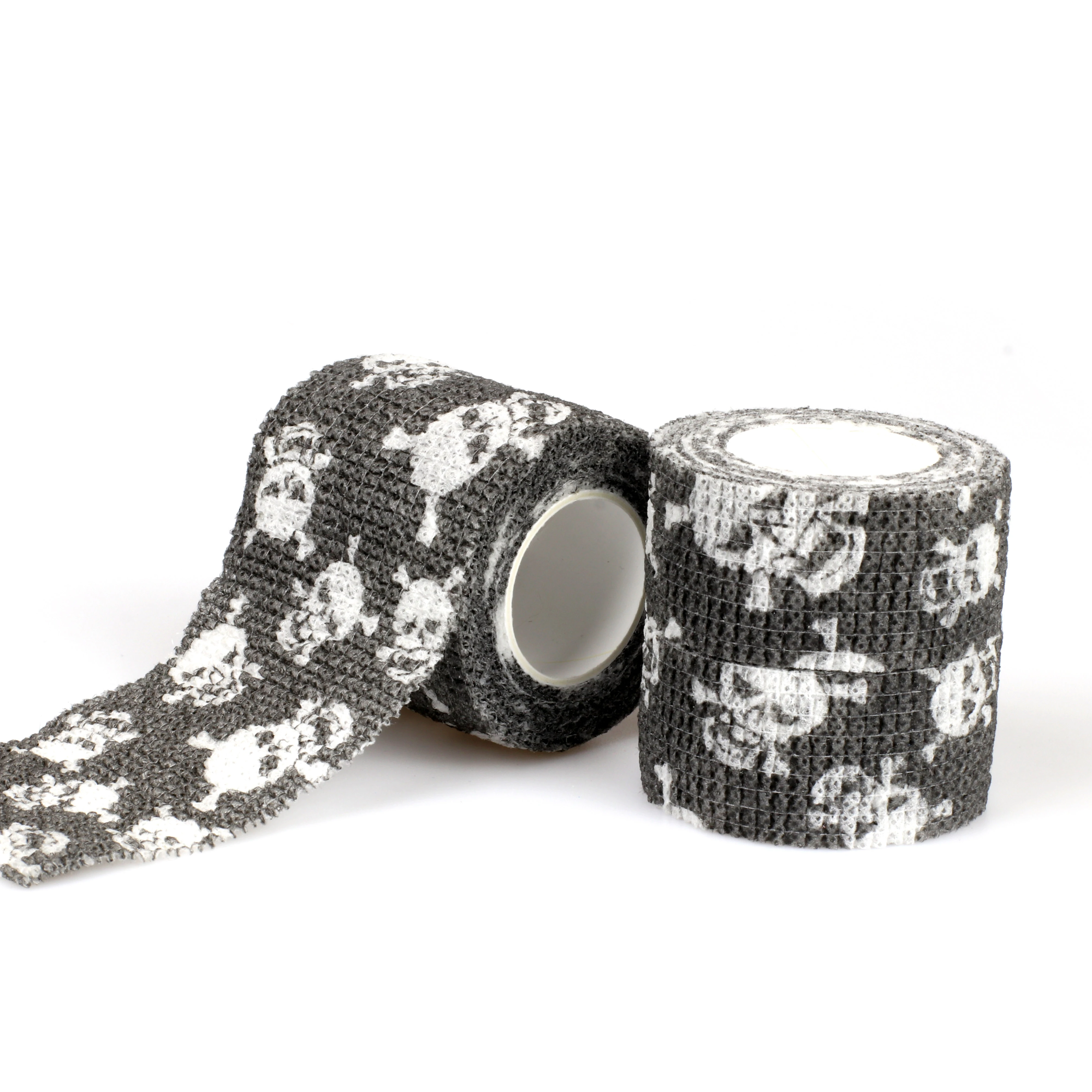Tattoo machine grip bandage to reduce hand slip