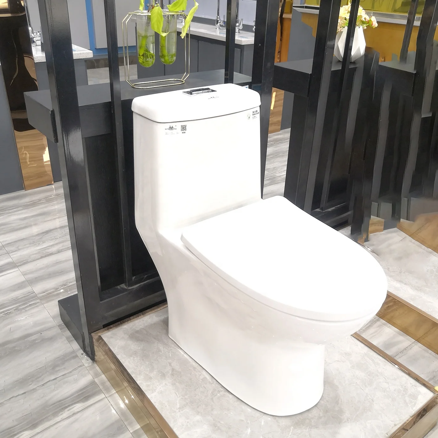 
High Quality Bathroom Modern Design White Ceramic One-piece S-trap Dual-Flush Toilet WC Incinerator Toilet 