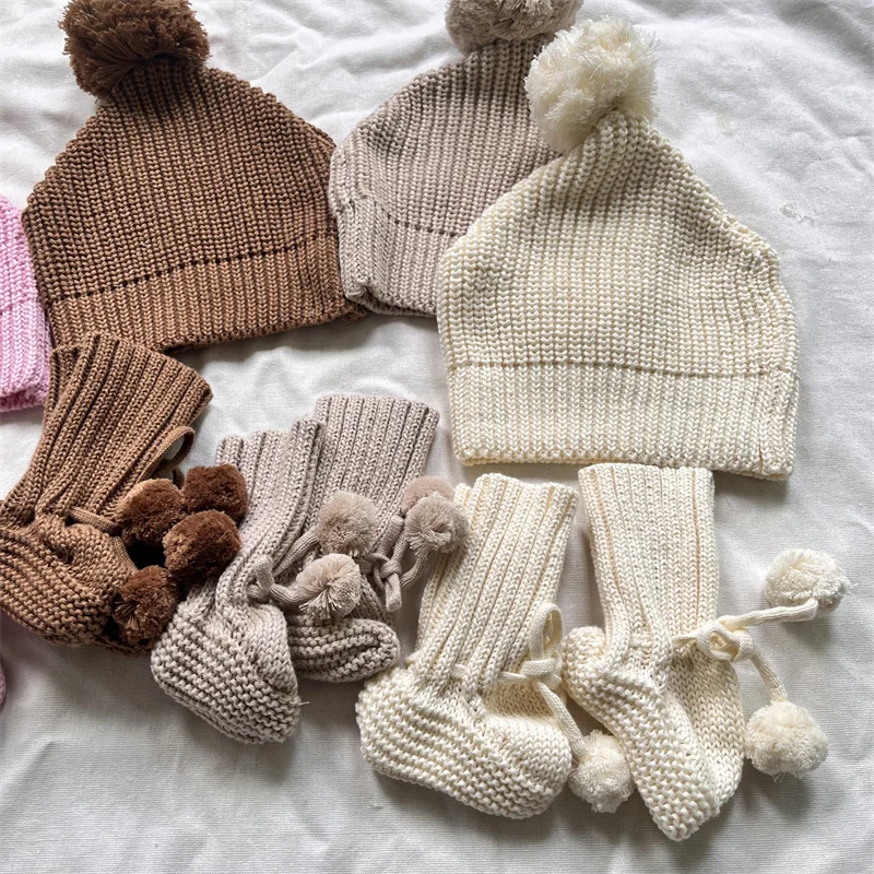 Matched Boots And Hat Gift Set Natural Rose Pink Knitted Newborn Baby Bobtail Booties Crochet Pattern With Pom Pom