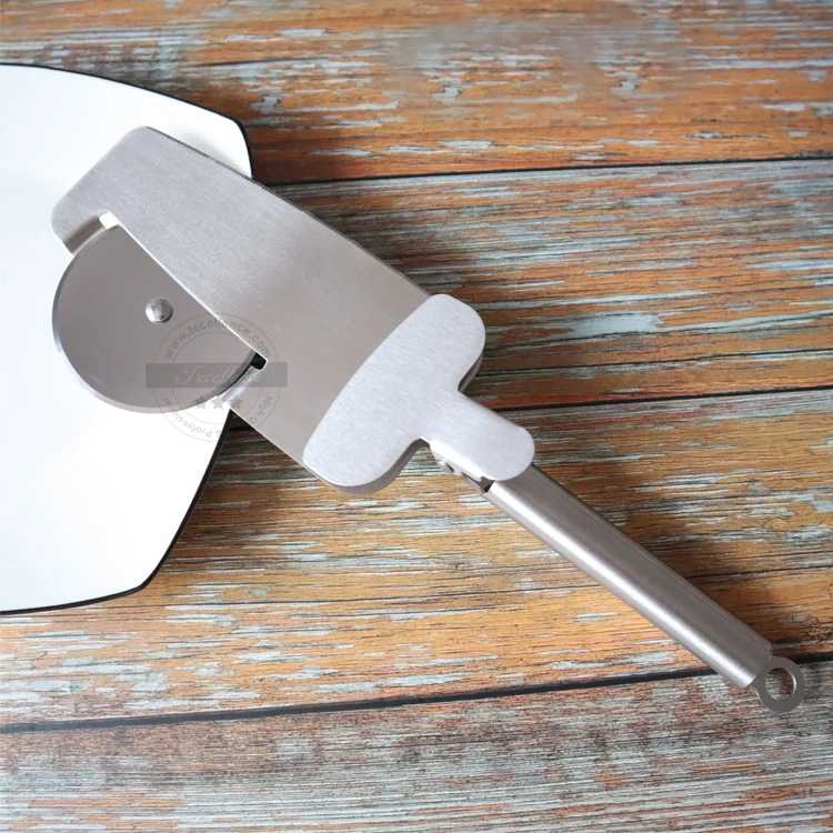 Top Seller Pizza Serving Tools Multifunction Pizza Wheels Cutter Heavy Duty Pizza Saver