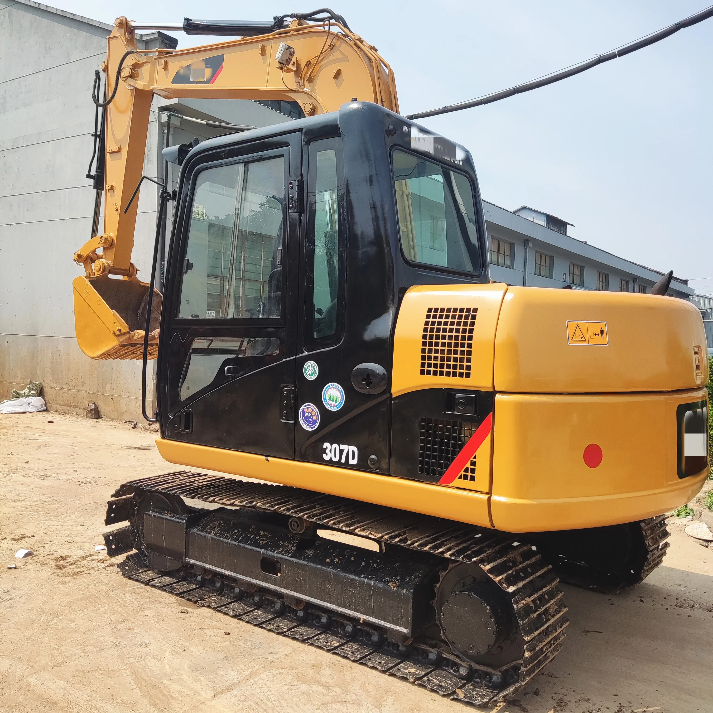 Used original Japan made CAT 307 excavator 7 ton Japanese original Excavators for sale