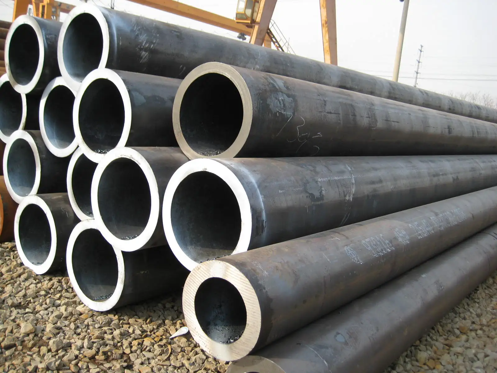 Hot sale High Quality Customized  low price ASTM API 5L or etc. Carbon seamless Steel Tube