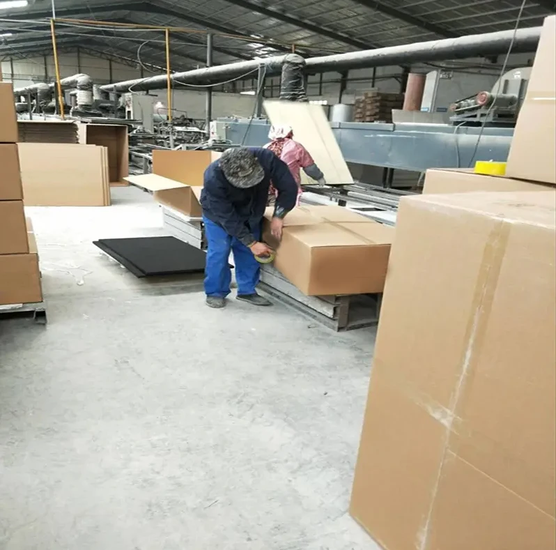 Custom 3D Modern Fireproofing Sound-absorbing European Art Home Ceiling Decorative Factory Black PET Mdf Slats Acoustic Panels