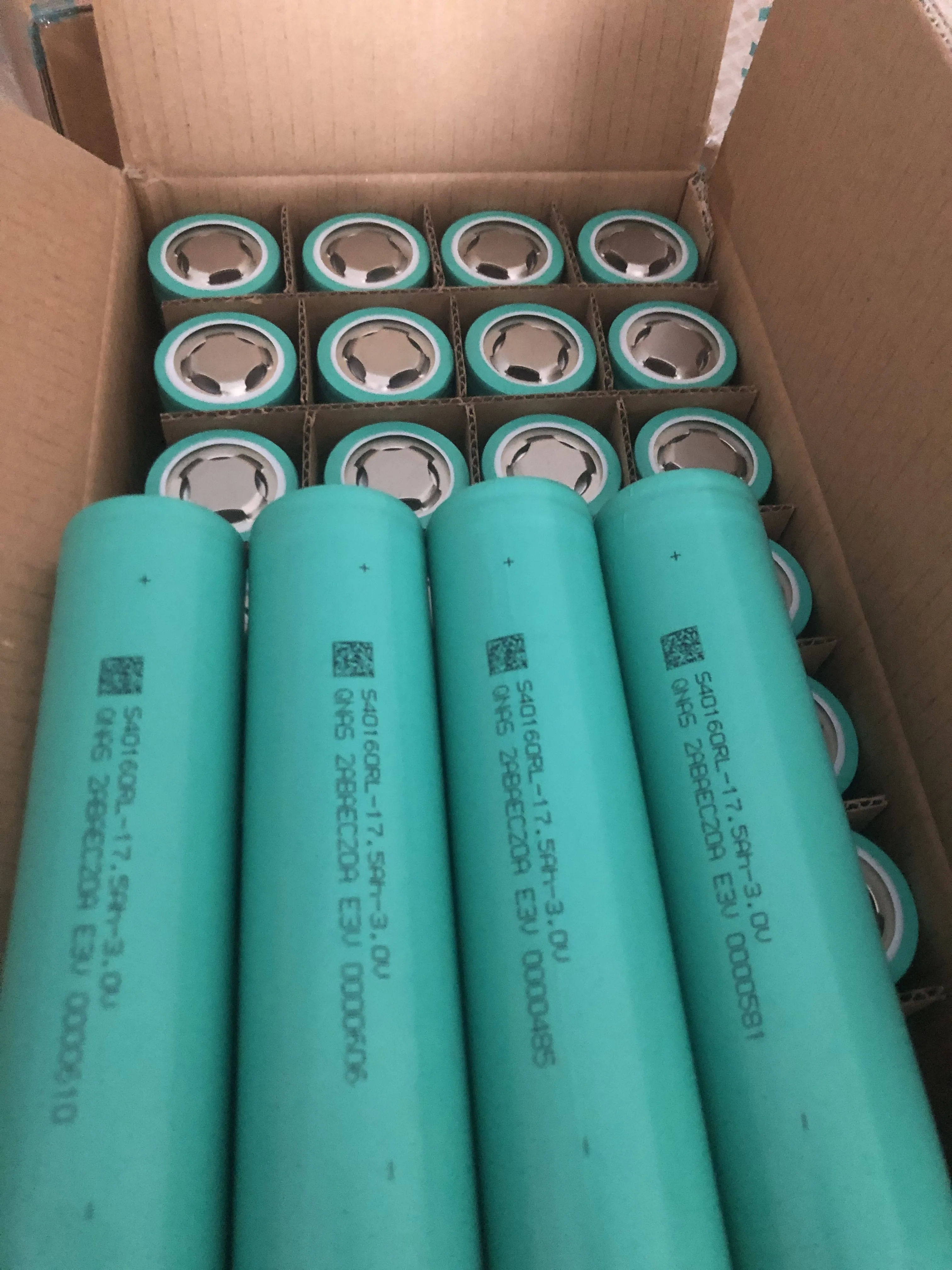 sodium ion battery 40160 3.0V cells 17.5ah 20AH 5000 cycles manufacturer na ion producers High rate ion battery sodium battery