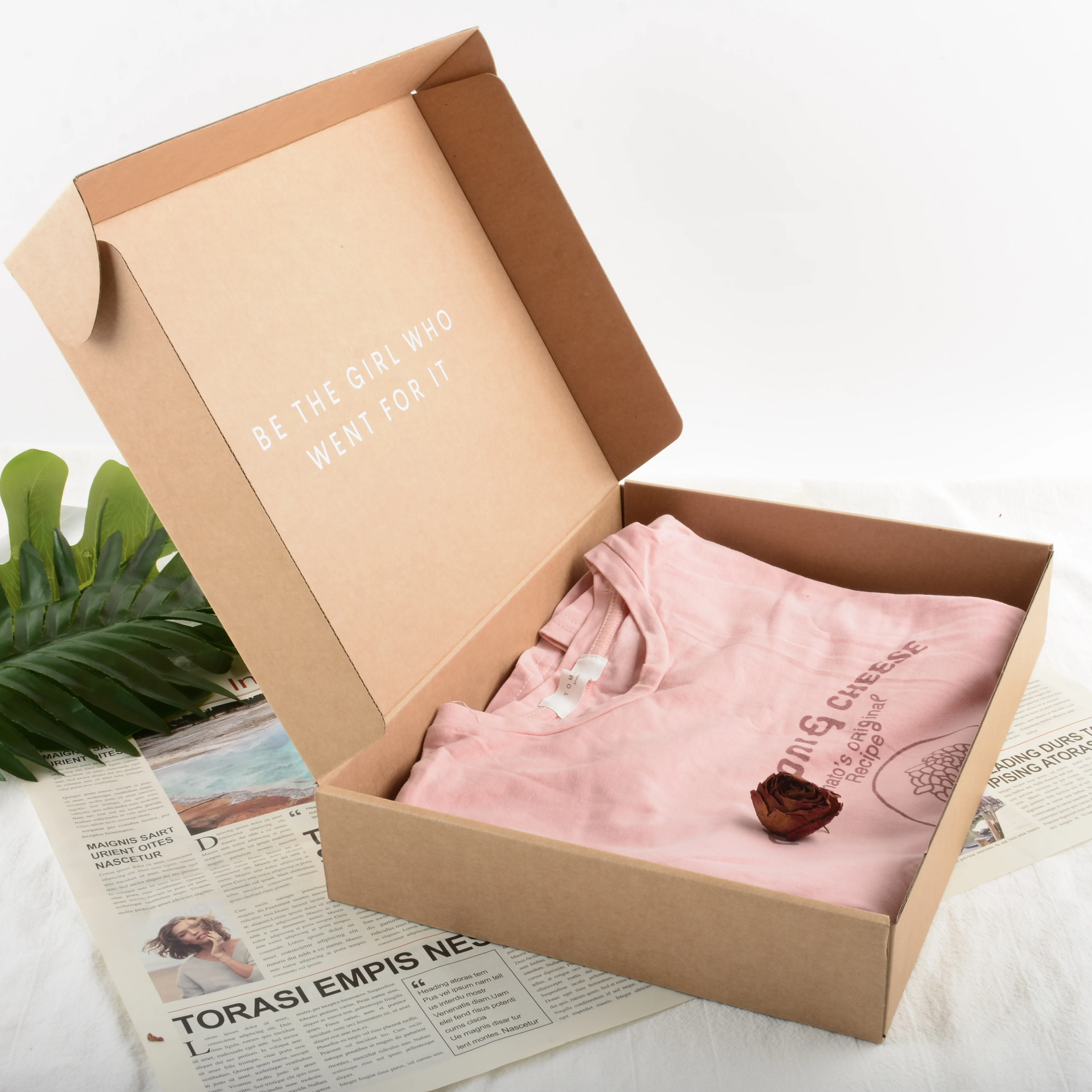 Wholesale Corrugated Cardboard Mailing Custom Printed Cardboard with Logo Boxes for Packing Clothes for Online Stores