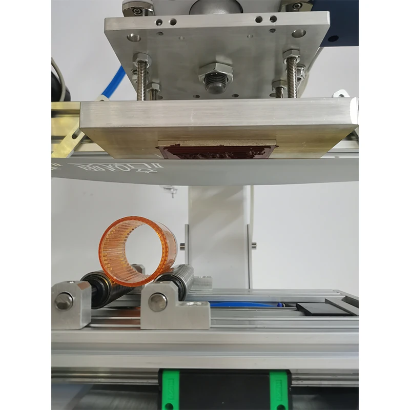 Automatic Hot Foil Stamping Machine Gold Label Printing for Round Glass Bottle Perfume