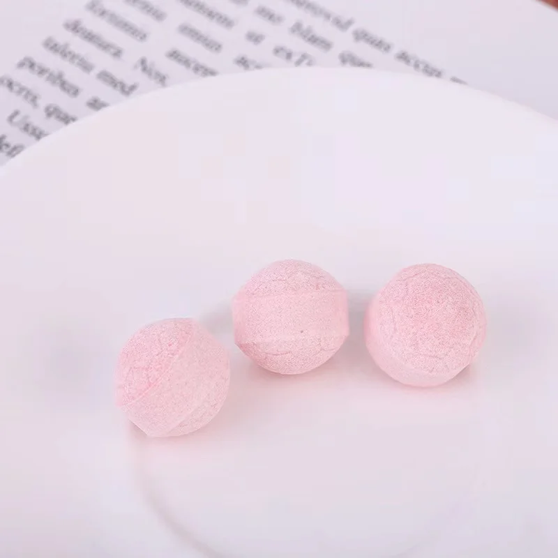 Cute Design Tasty Children Snacks Chinese Milk Candy Football Shape Candy Pressed Milk Candy