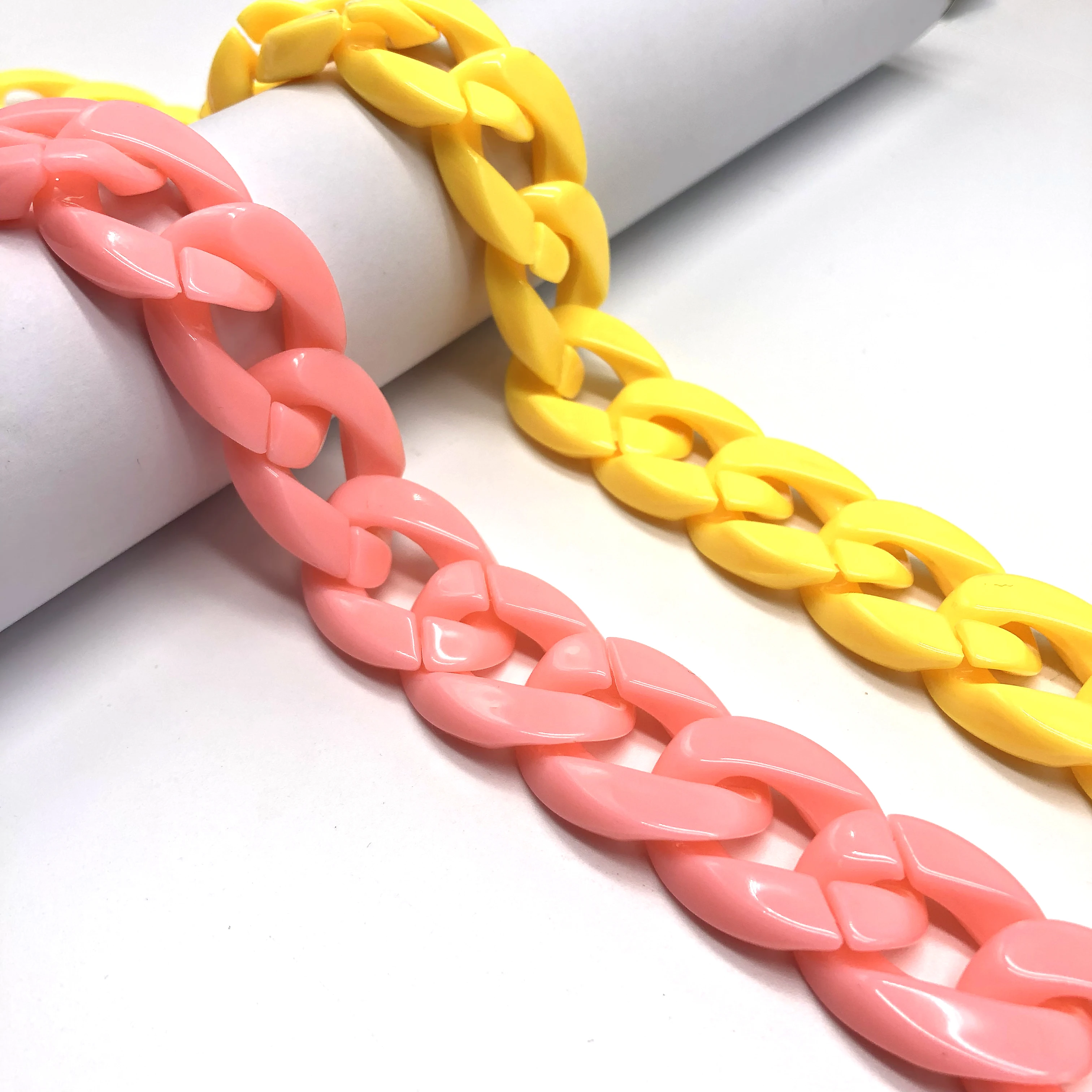 E009 Customized New Colorful Long Clear Acrylic Link Necklace Glasses Chain for Sunglasses