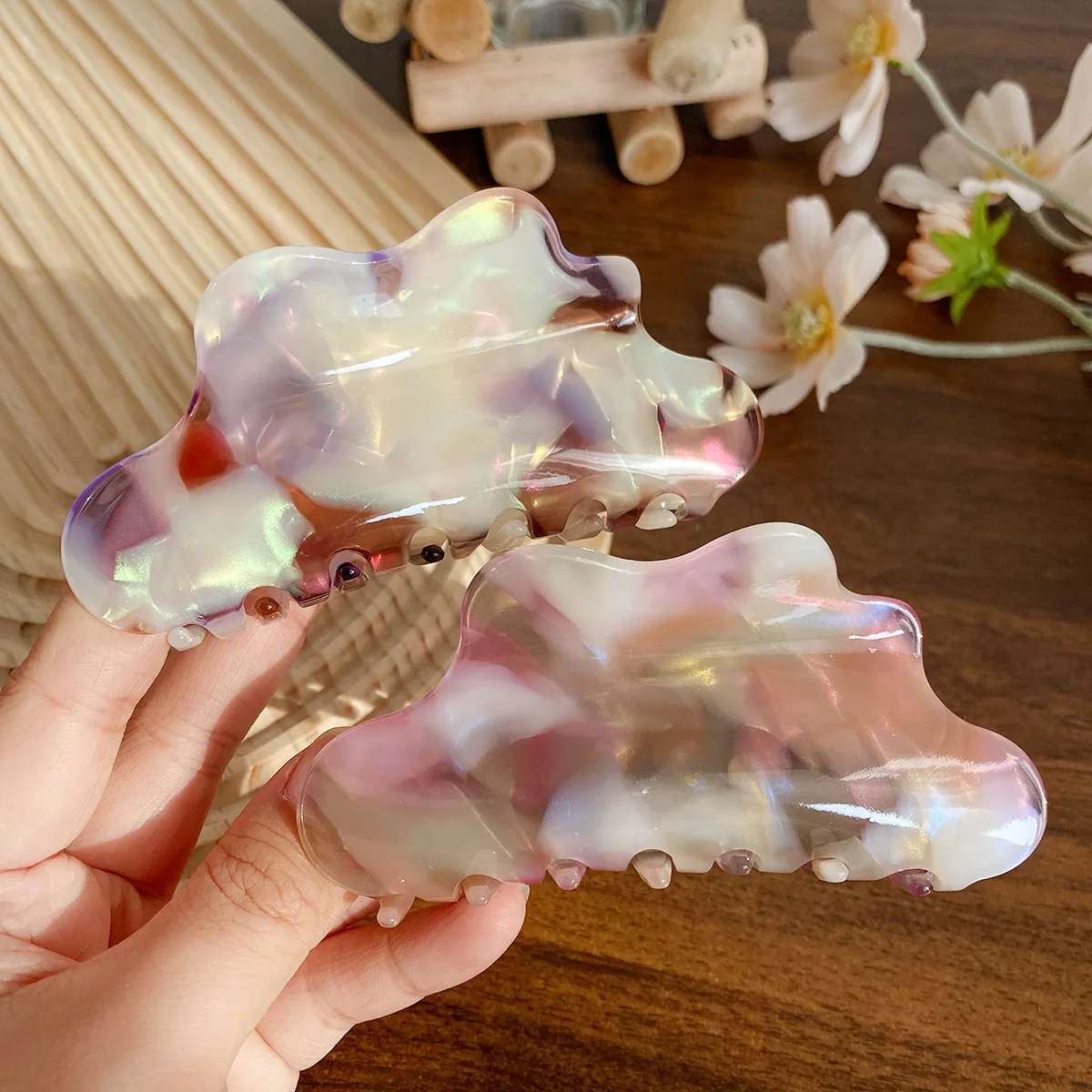 Fashionable New Colorful Cloud Shaped Acetate 10.5cm Large Hair Claws Clips Women Clips Hair Accessories Wholesale