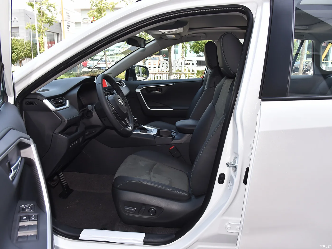 Заводская поставка Ya ris Prado Cam ry Toyotas Подержанный автомобиль для горячей продажи