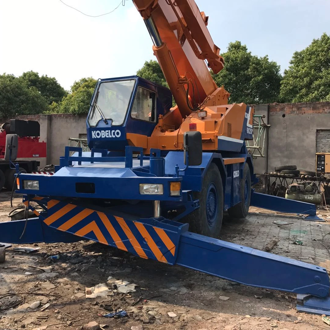 Б/у кран высокой проходимости Kobelco RK250