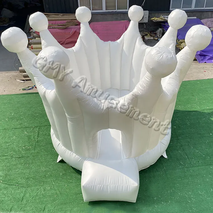 Party rental white jump house inflatable bouncer giant inflatable crown bounce house with air blower