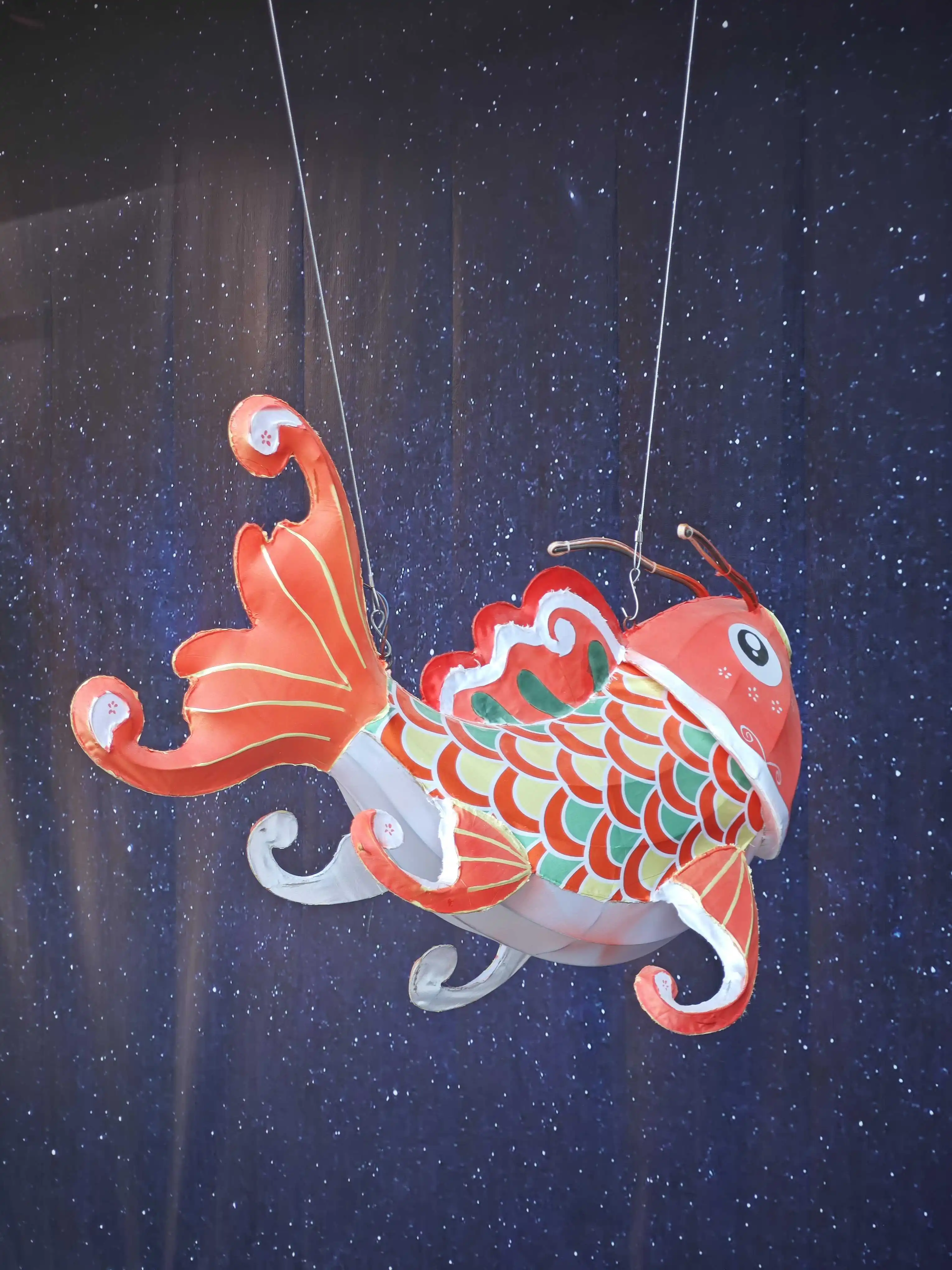 Perfect Quality Beautiful Magnificent Solemn Respectful Exquisitely Detailed Fish Lamp