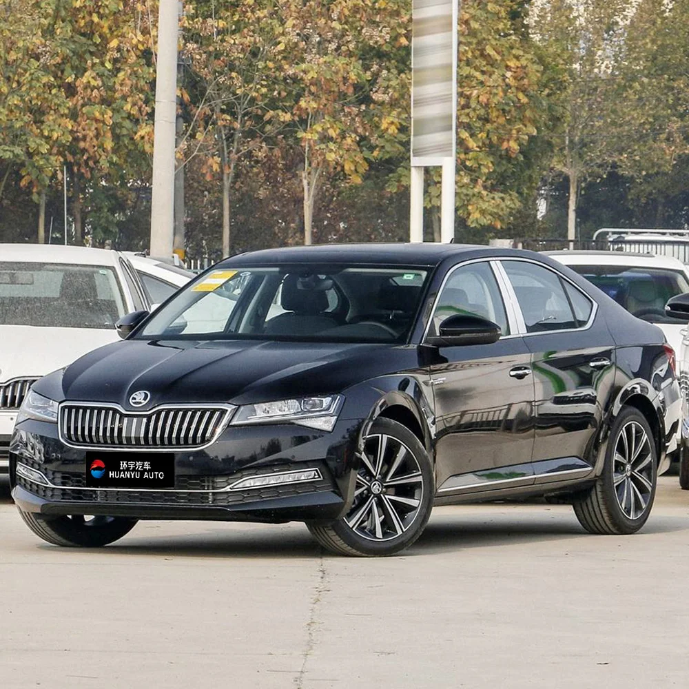 Подержанный автомобиль из Китая 2018 Skoda превосходный бензиновый с кожаными сиденьями muliti-funcation подержанные автомобили