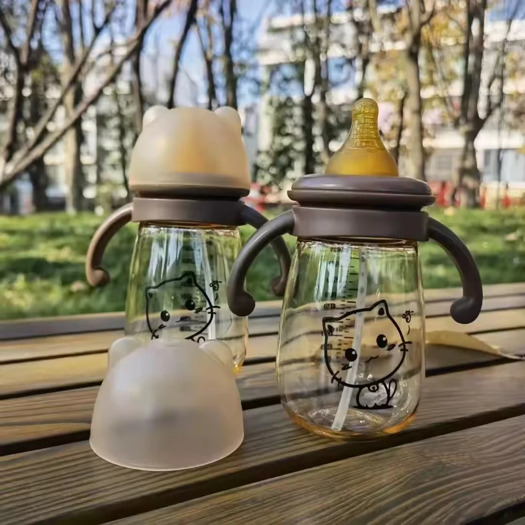 Детская бутылочка для кормления