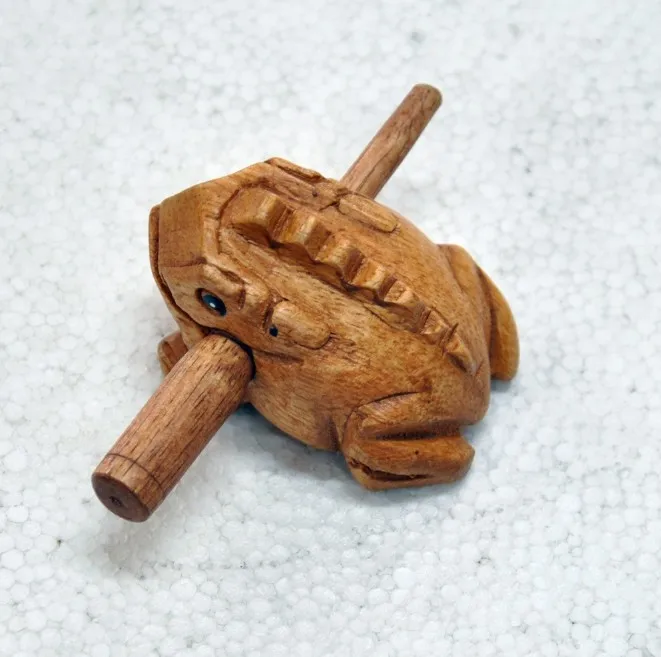 
Wooden frog percussion instrument wealth symbol home office decorative art figurines 