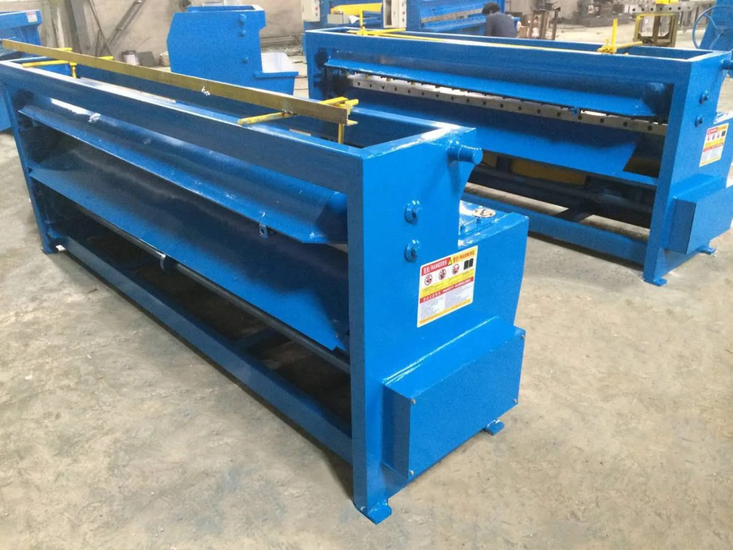 factory steel plate shear new Q11- 1.5*1300 mechanical manual sheet shearing machine for sheet metal