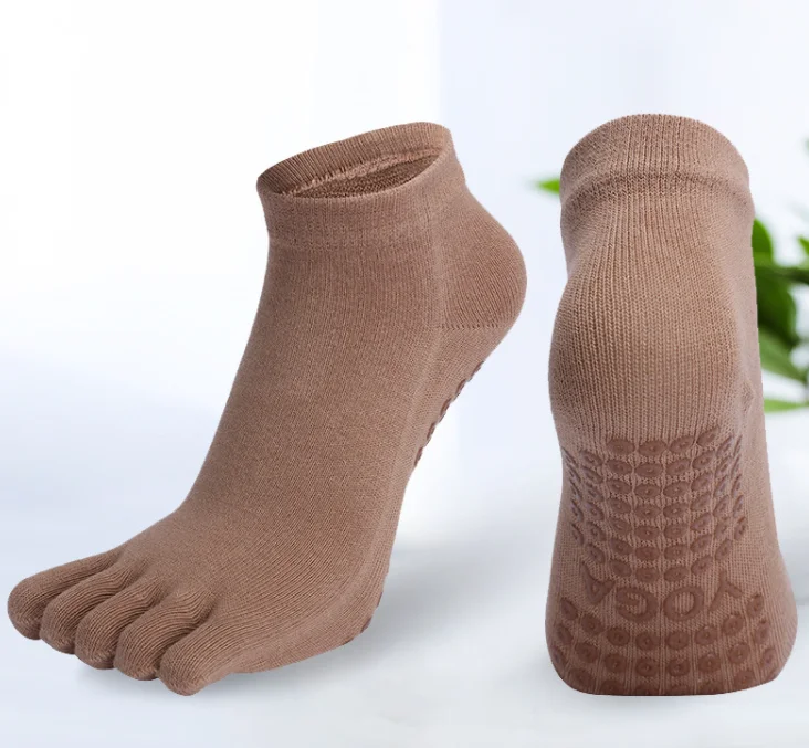 cotton anti slip black sports women red Combed towel bottom open round  yoga mens five finger toe socks