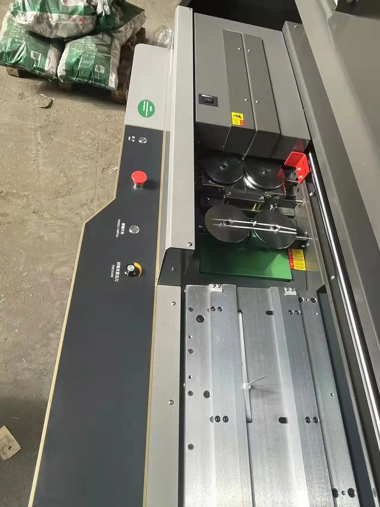 FRONT S2000LP A3 Size 180 Degree Open Hot PUR Glue Binder with binding length 460mm  60mm thickness 200-300books/h