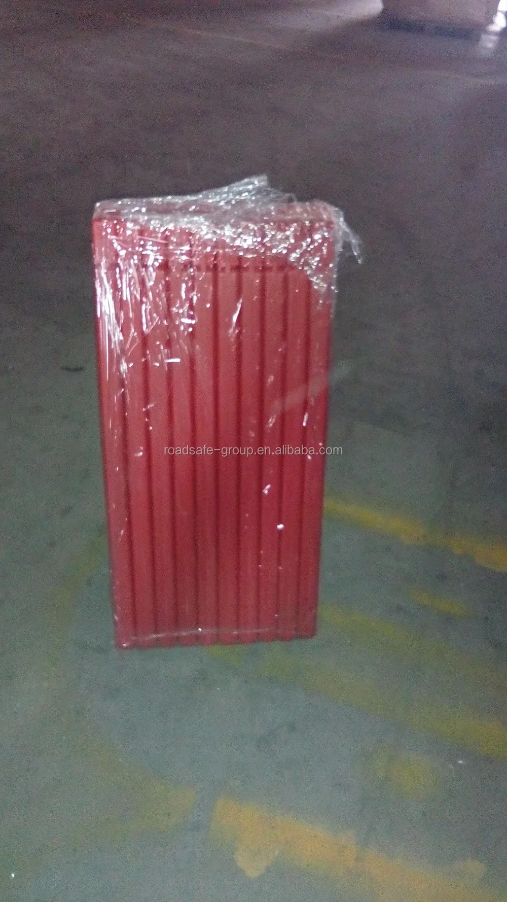 High Quality Roadway Safety Plastic Traffic Barrier/Traffic barricade