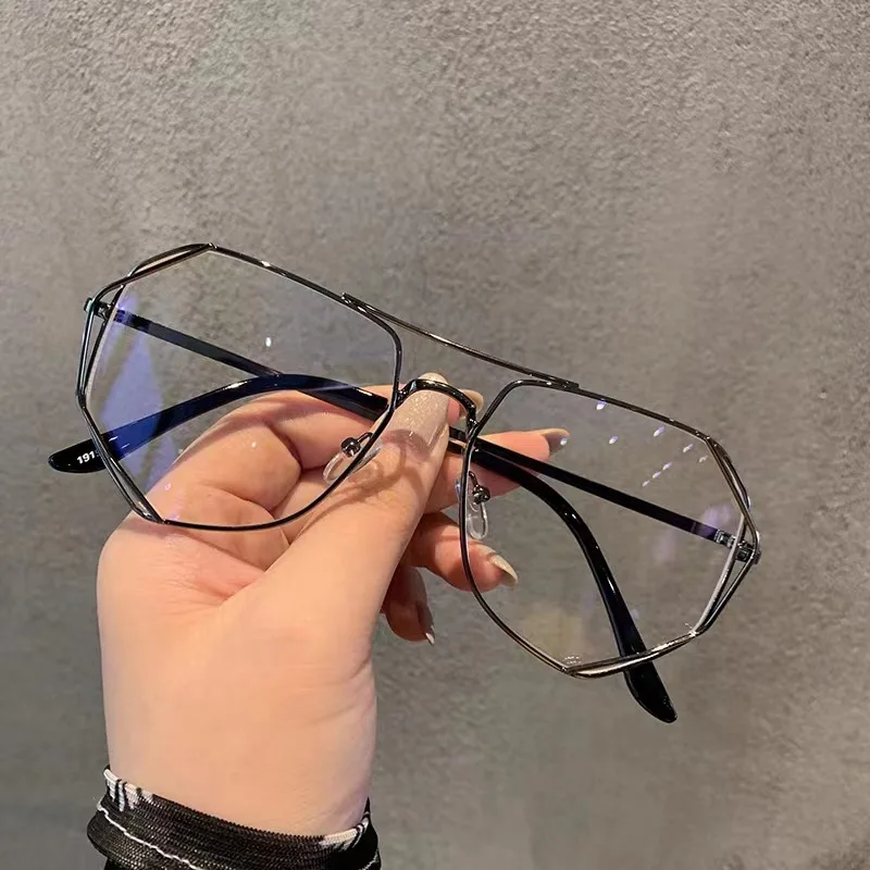 2024 New Double Bridge Vintage Gold Metal Eyeglasses Frames Fashion Irregular Optical Frame Computer Blue Light Blocking Glasses