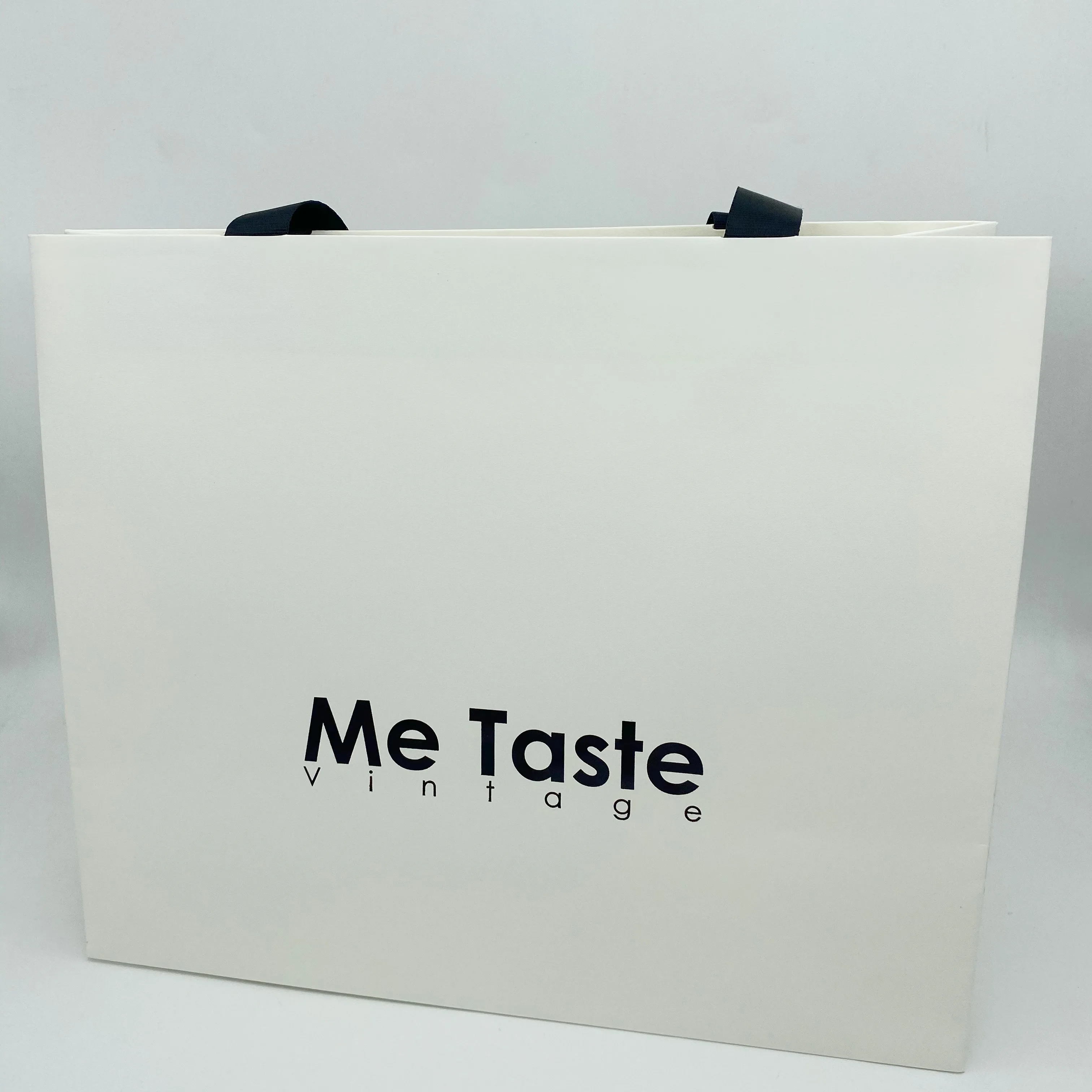 Custom packaging bags for clothing luxury boutique bags for business with my logo