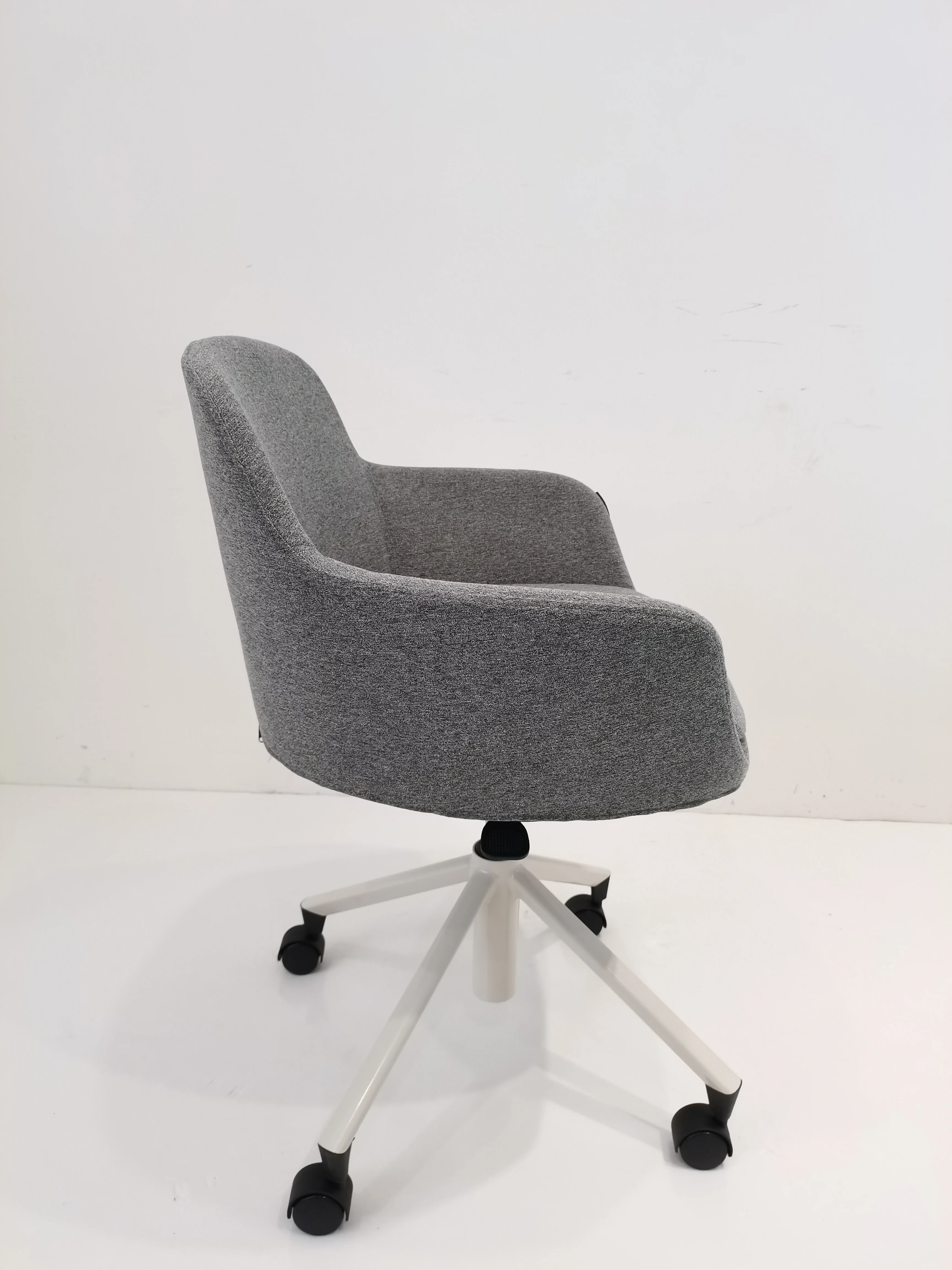 Modern office building hotel project low back fabric swivel reception chair