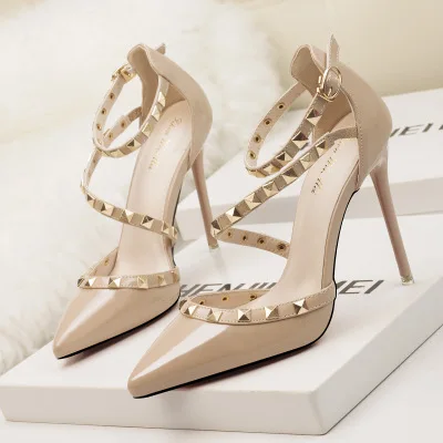 Ladies Pointed Rivets High Heel Women Dress Shoes Pumps Shoes Heels for Ladies Hot Sale Factory Price Heel 10 Cm