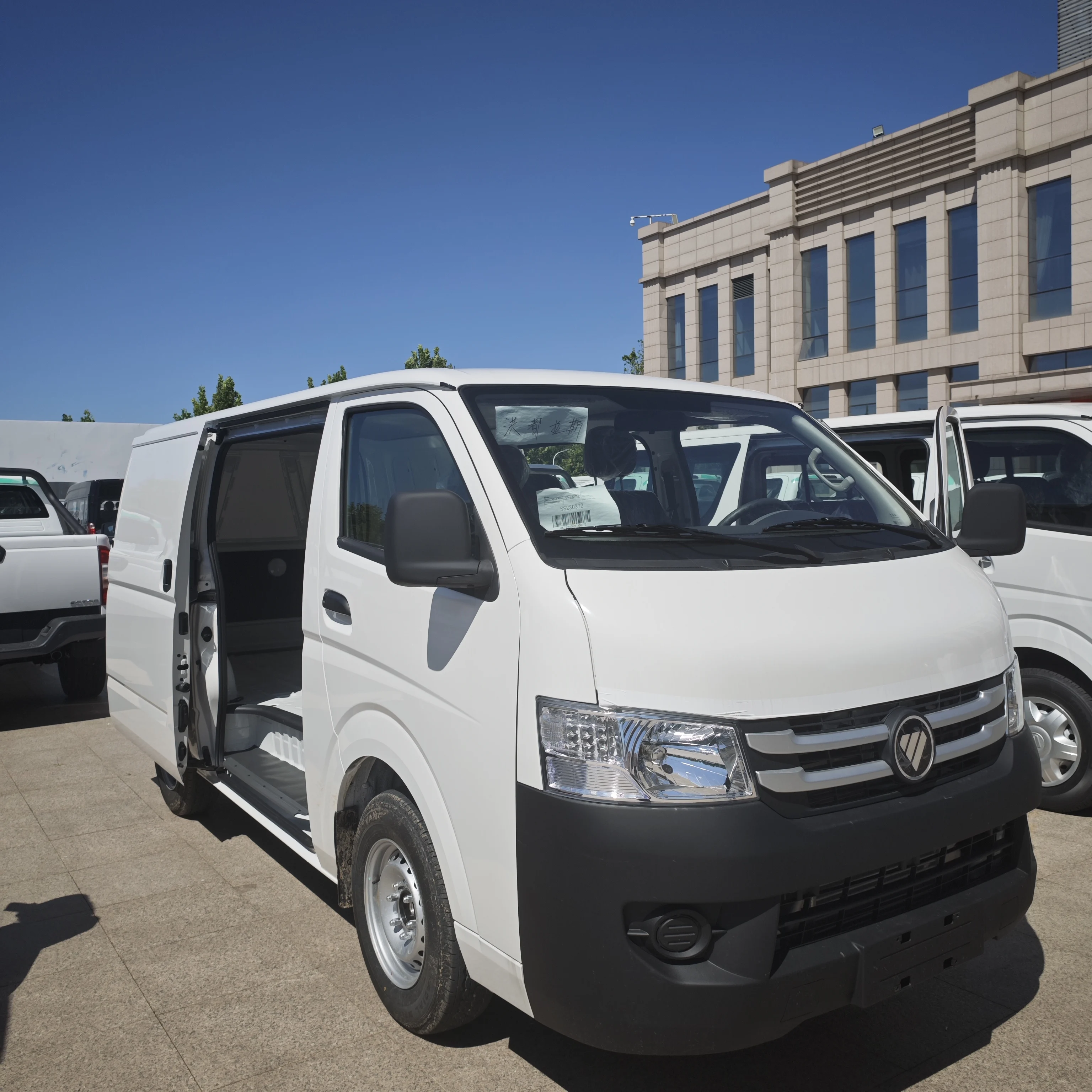 Foton Trucks China New Brand  4X4 Light Cargo Truck Cargo Cars Sales