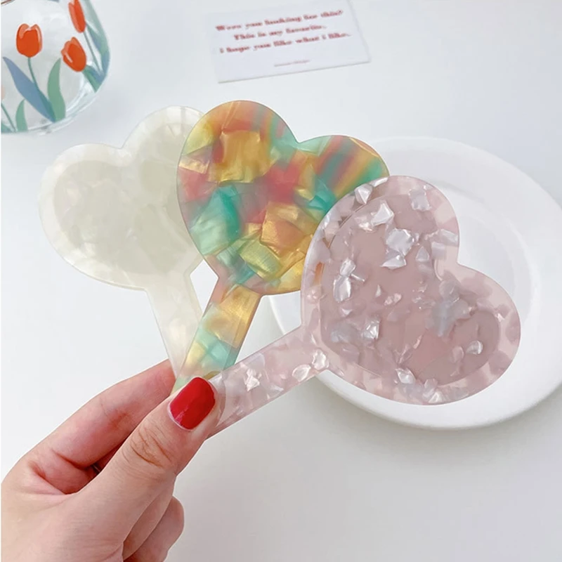 Fashion Korean Women Girls Handle Acrylic Makeup Mirrors Retro Love Heart Cute Portable Cellulose Acetate Pocket Mirror