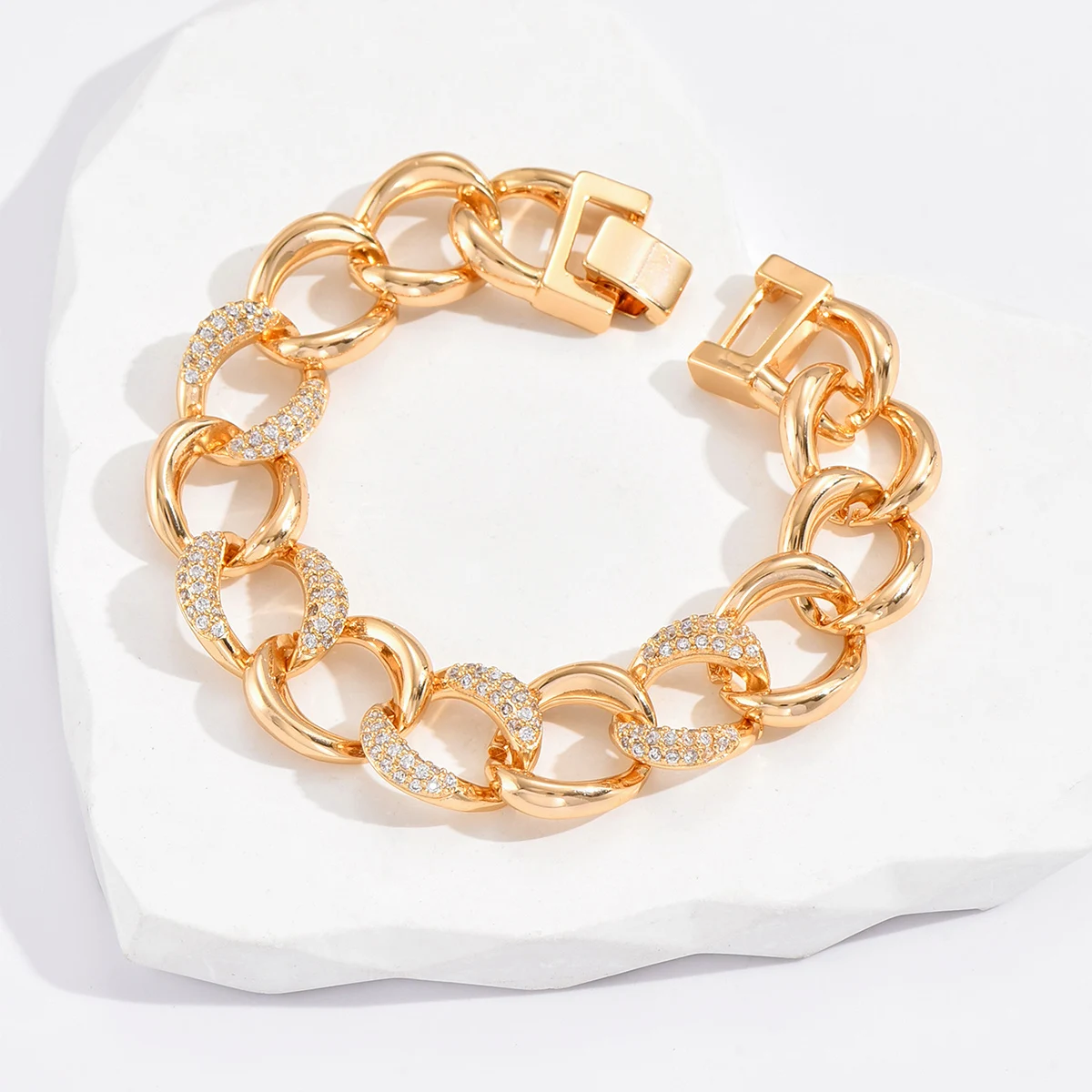 Wholesale Jewelry Fashion Hot Sale Watch Bracelet With 18K Gold Plated Bracelets
