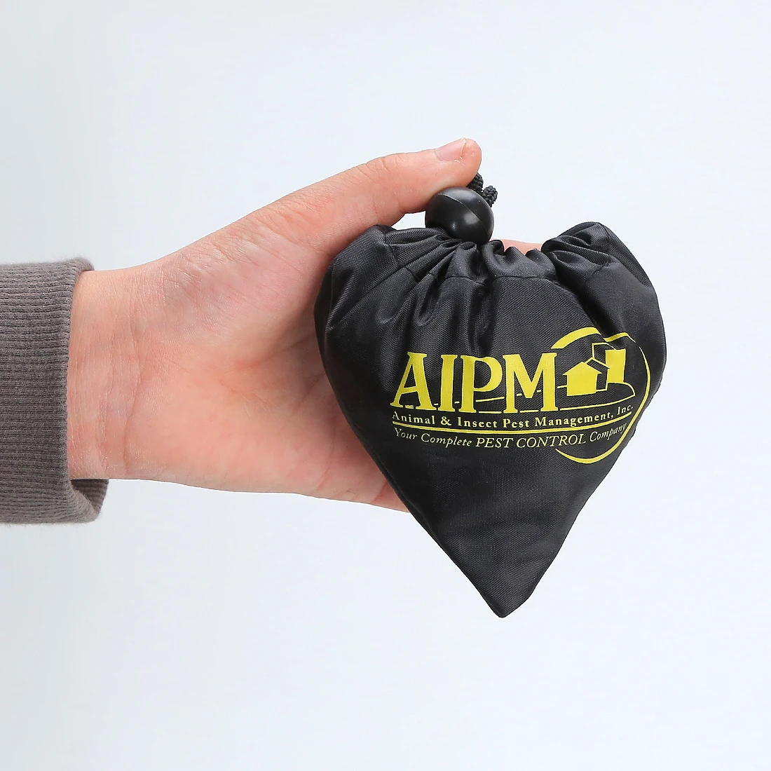 Customized Logo Printed Eco reusable RPET Black polyester foldable strawberry tote shopping bag with drawstring