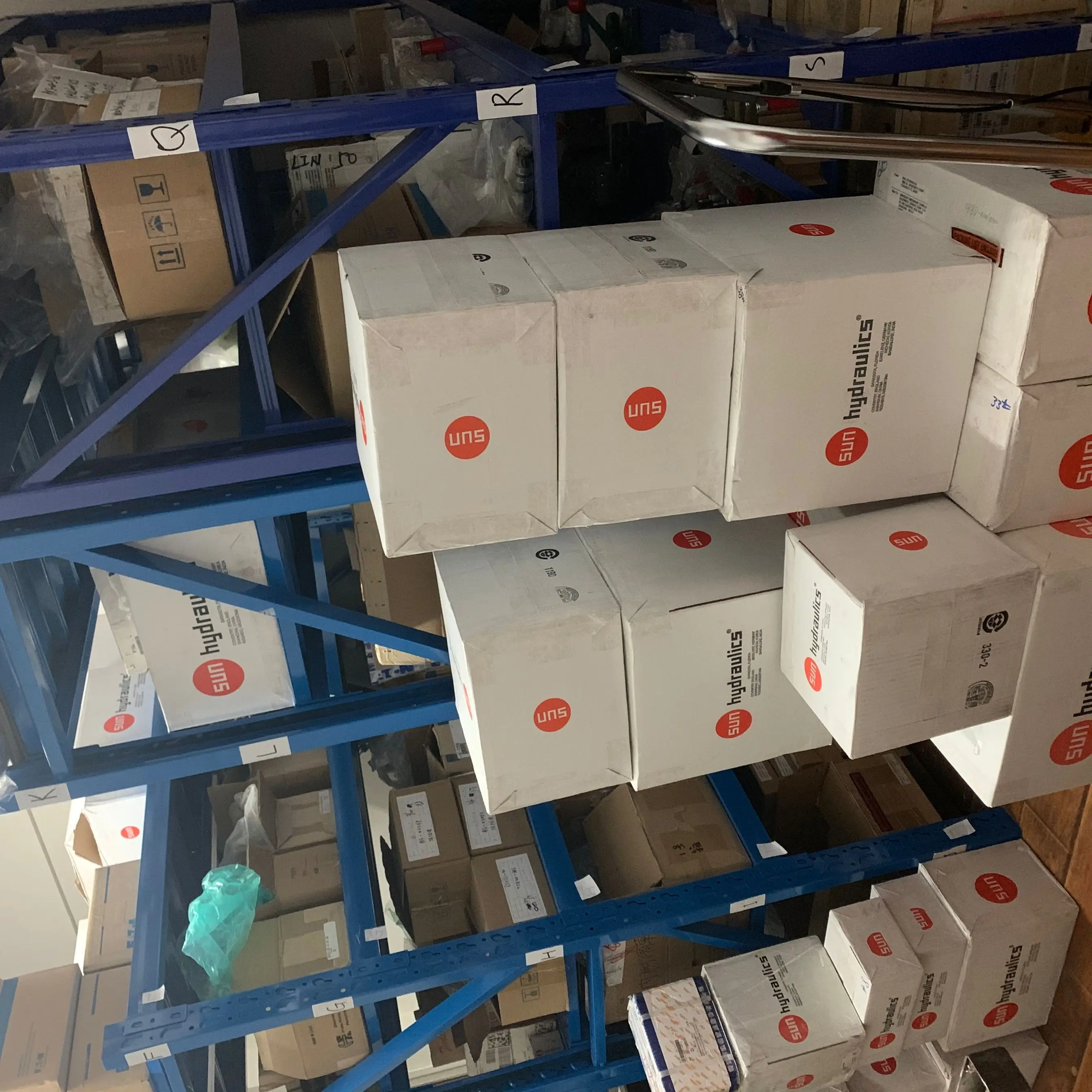 RH 2 RH2 HAWE hydraulic original stock check valve hydraforce eaton vickers IH sun hydraulics rexroth customised manifold