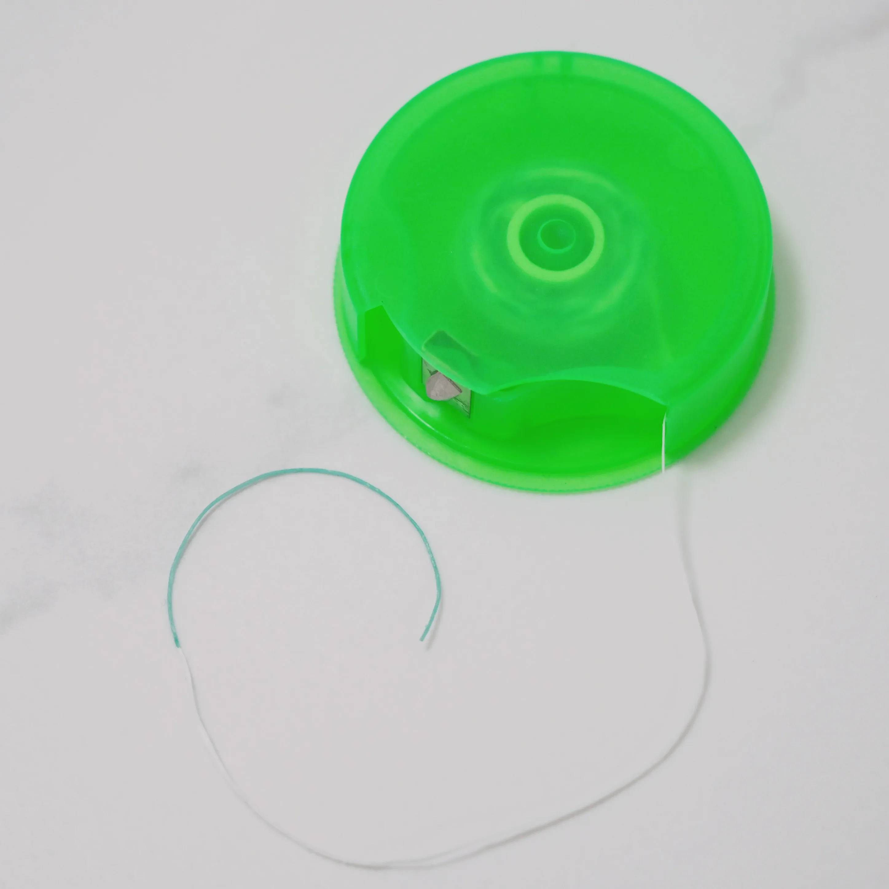 Oral Hygiene Bridges Wide Gaps Brackets Orthodontics Implants Expanding Threaded Floss Strands Dental Floss Braces Super Floss