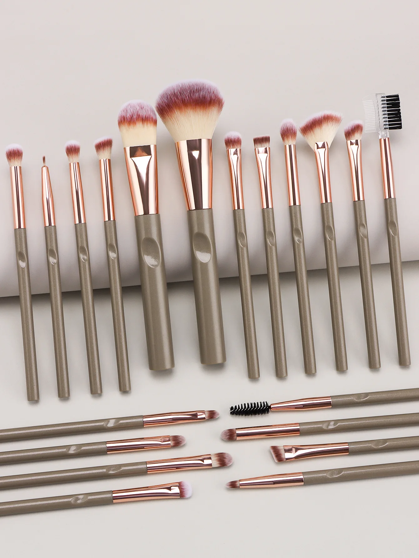 no logo hot sale brush set cosmetics 24 pcs pink black gray green color makeup brushes set with pu leather bag