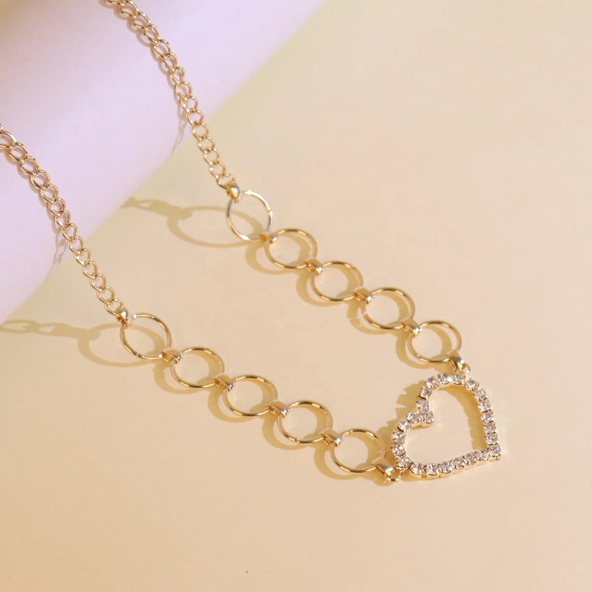 2022 Simple single layer alloy chain diamond love waist chain jewelry for woman