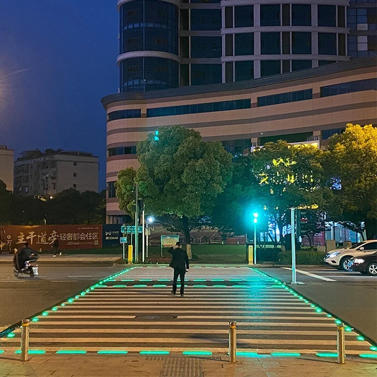 IP68 Waterproof Traffic Safety Driveway Marker White LED Lights Aluminum Spike Flash Pavement Dock Solar Flashing Road Studs