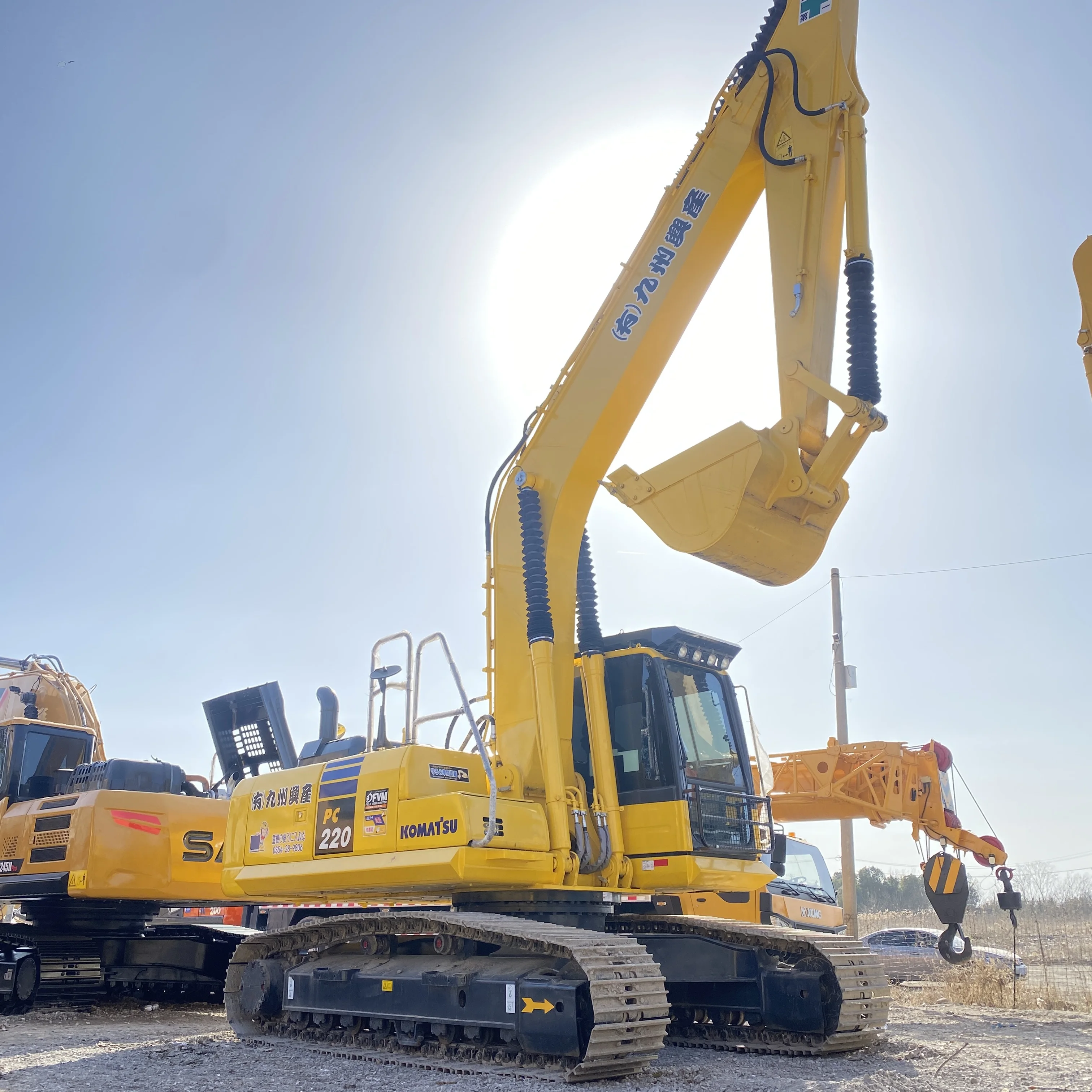 22ton pc220 Komatsu PC220-8 б/у экскаватор 90% новый с мощным двигателем по низкой цене