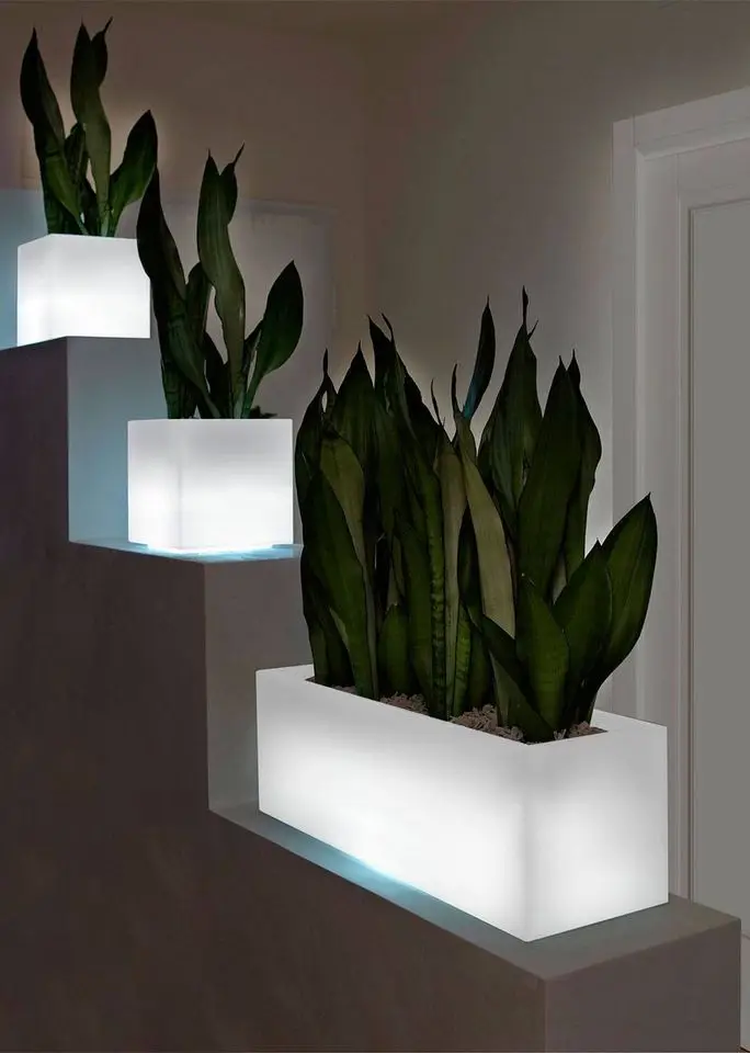 Glowing luminous light  illumination waterproof colorful led RGB plastic garden flower pot