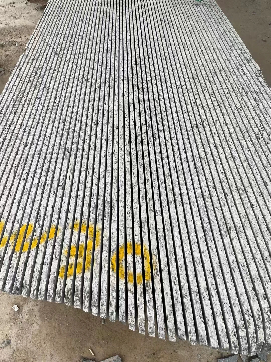 Chinese G4418 flamed face setp stone sea wave white granite tiels for paving