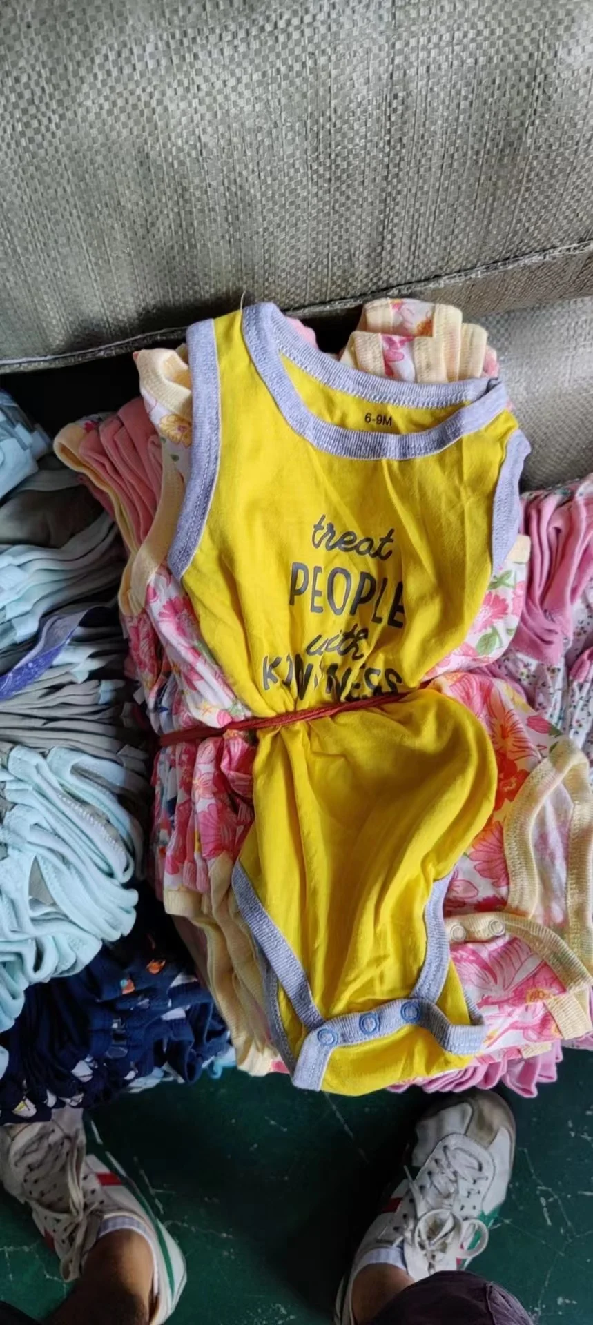 Wholesale Apparel stock from Bangladesh Branded Overruns Cotton Baby Clothes T-shirts sleeveless onesie  Baby romper