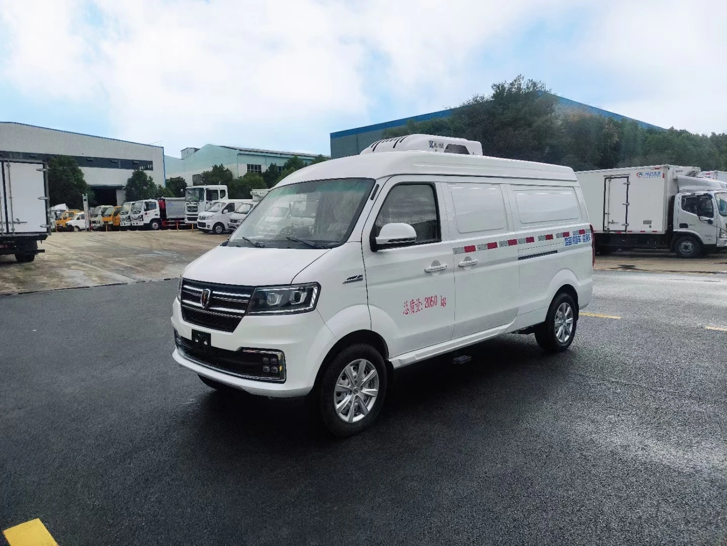 Huachen Jinbei новый автомобиль с холодной цепью вакциной морского льва