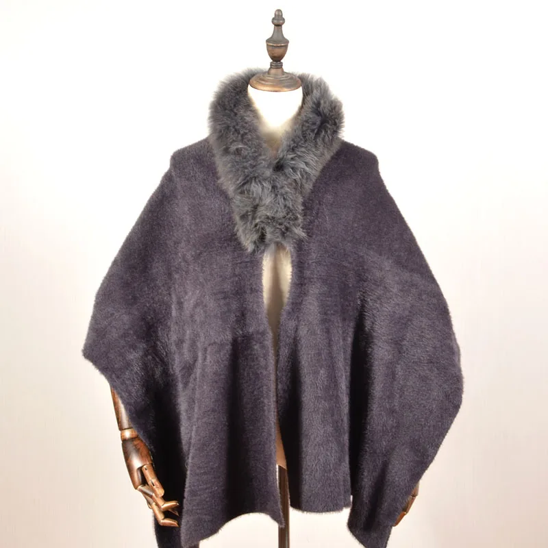 Wholesale Custom Ladies Elegant Fur Collar Knitted Cape Poncho Shawl With Fur Collar