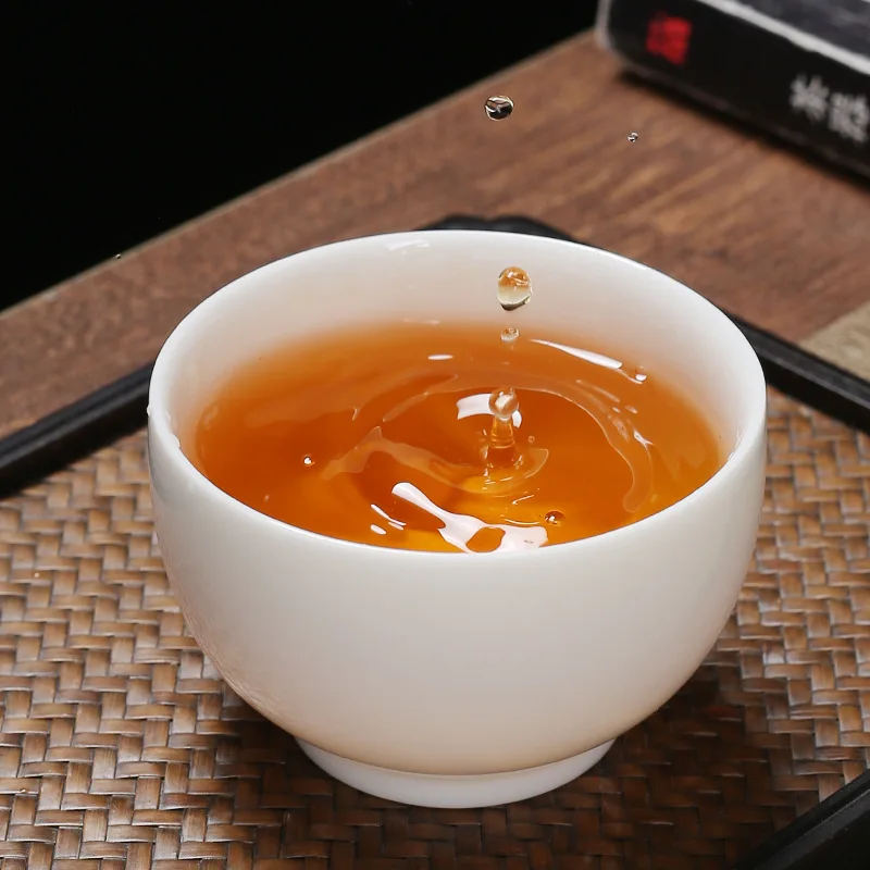 Китайский черный чай Lapsang souchong из гор Wuyi Zhengshan xiaozhong красный