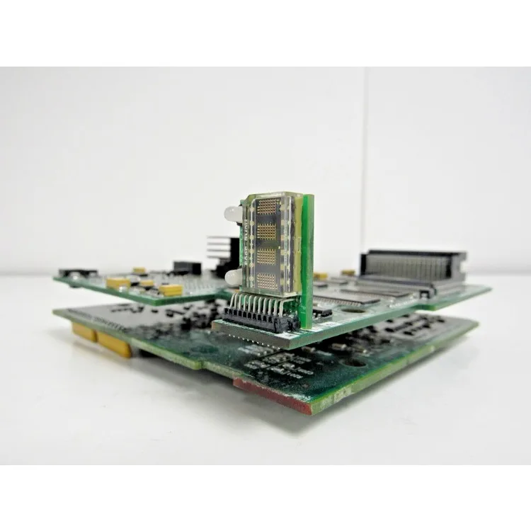 Новый 51308323-125 / 51309236-175 8 Мб PCM процессор плата памяти 32-3 1308323-125 один год гарантии