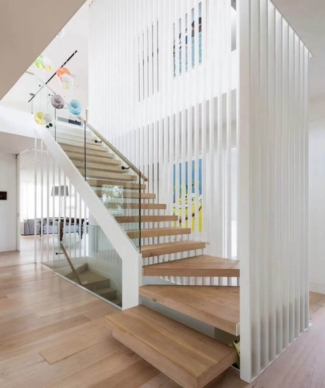 VIKO 2023 Oak Wood Steps Double Steel Plate Stringer Stairs Wood Tread